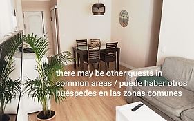 Habitaciones En Apartamento Compartido Delicias Room Cerca Del Mar, Aeropuerto, Ave Y Metro